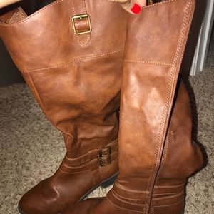 Women’s Brown Boot